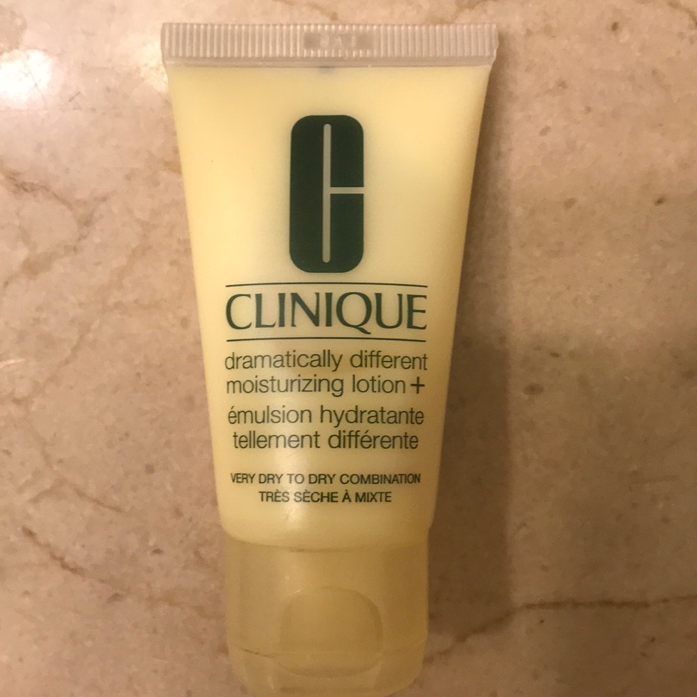 Clinique Dramatically Different Lotion
